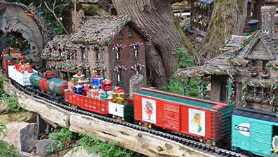 holiday garden railway